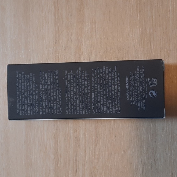 NWT Laura Mercier Foundation - Picture 2 of 3